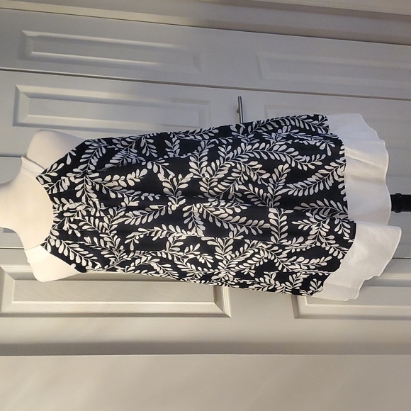 Black and white floral dress - Picture 2 of 8